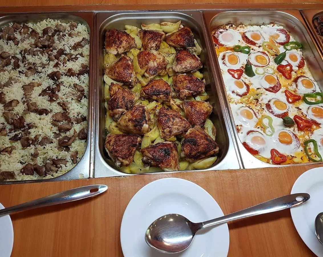 Hotel Liani Slăntjev Brjag 3*,