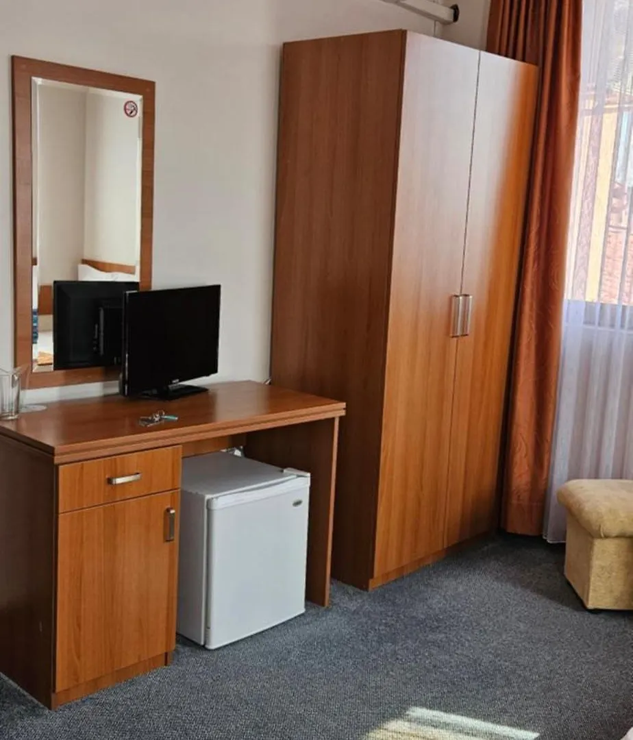 Hotel Liani Slăntjev Brjag 3*,