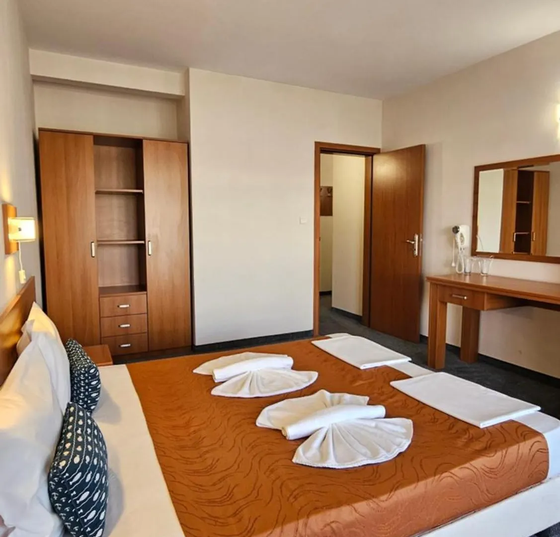 Hotel Liani Солнечный берег