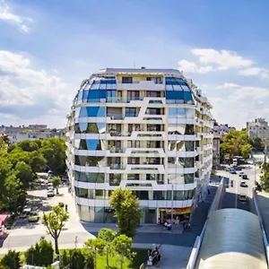 super-central-luxury-apartment-burgas.primorskohotels.com/